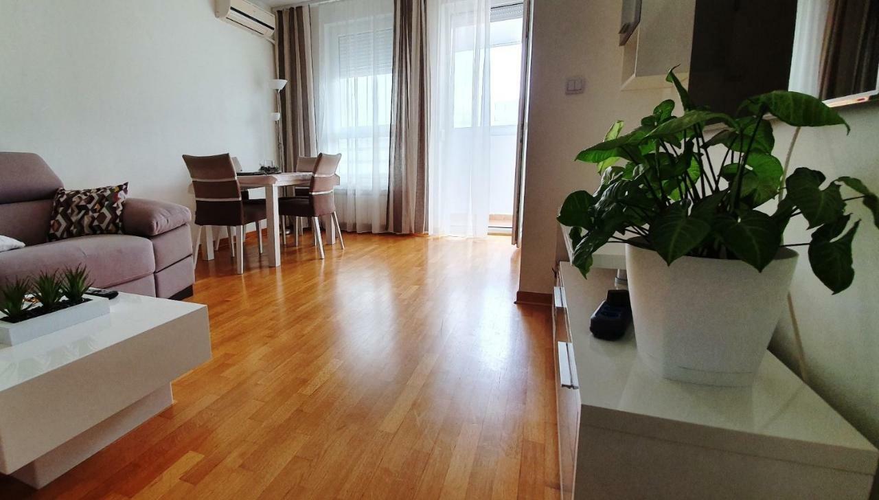 Royal Apartment Belvill Belgrad Exterior foto